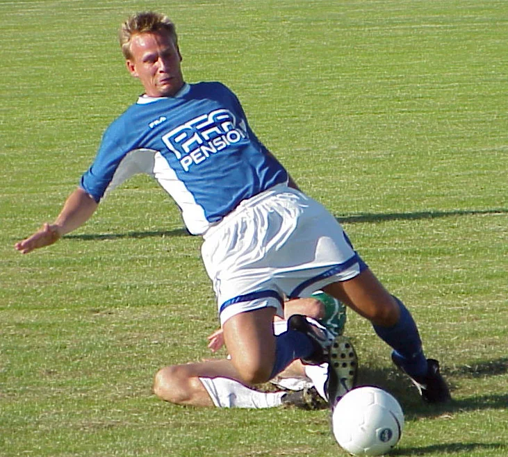 Søren Hermansen i Lyngby-trøjen. Her fra en træningskamp imod AB i sommeren '99. Foto: Svend Jakobsen