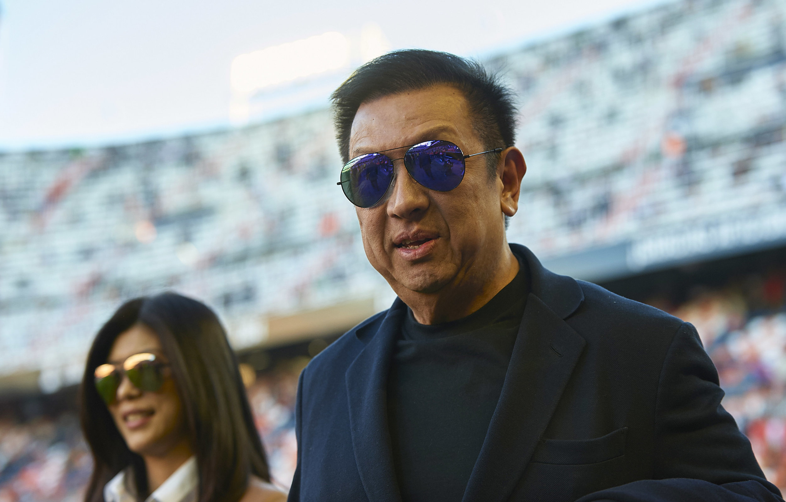 Ejeren af Valencia, Peter Lim, har ikke været i Valencia i syv måneder. Nu får den Singapore-baserede rigmand besøg af ledelsen i den kriseramte klub.Foto: Getty Images