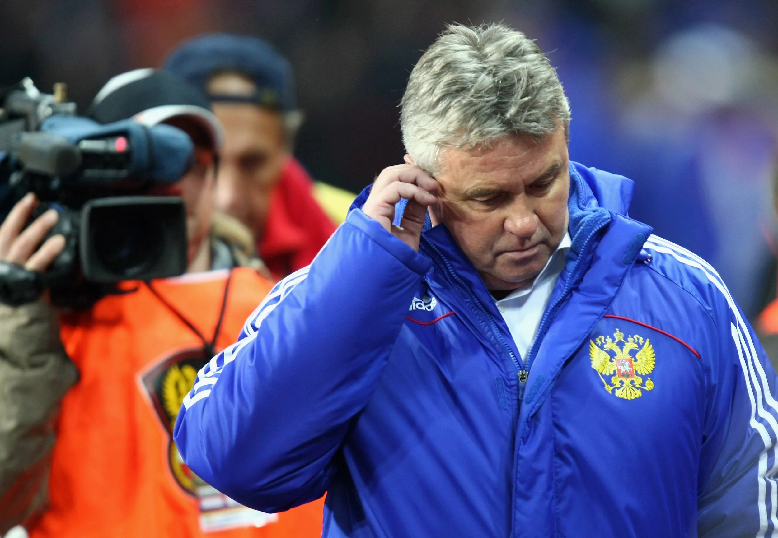 Guus Hiddink som russisk landstræner. Her fra en kamp mod Tyskland. Foto: Getty Images