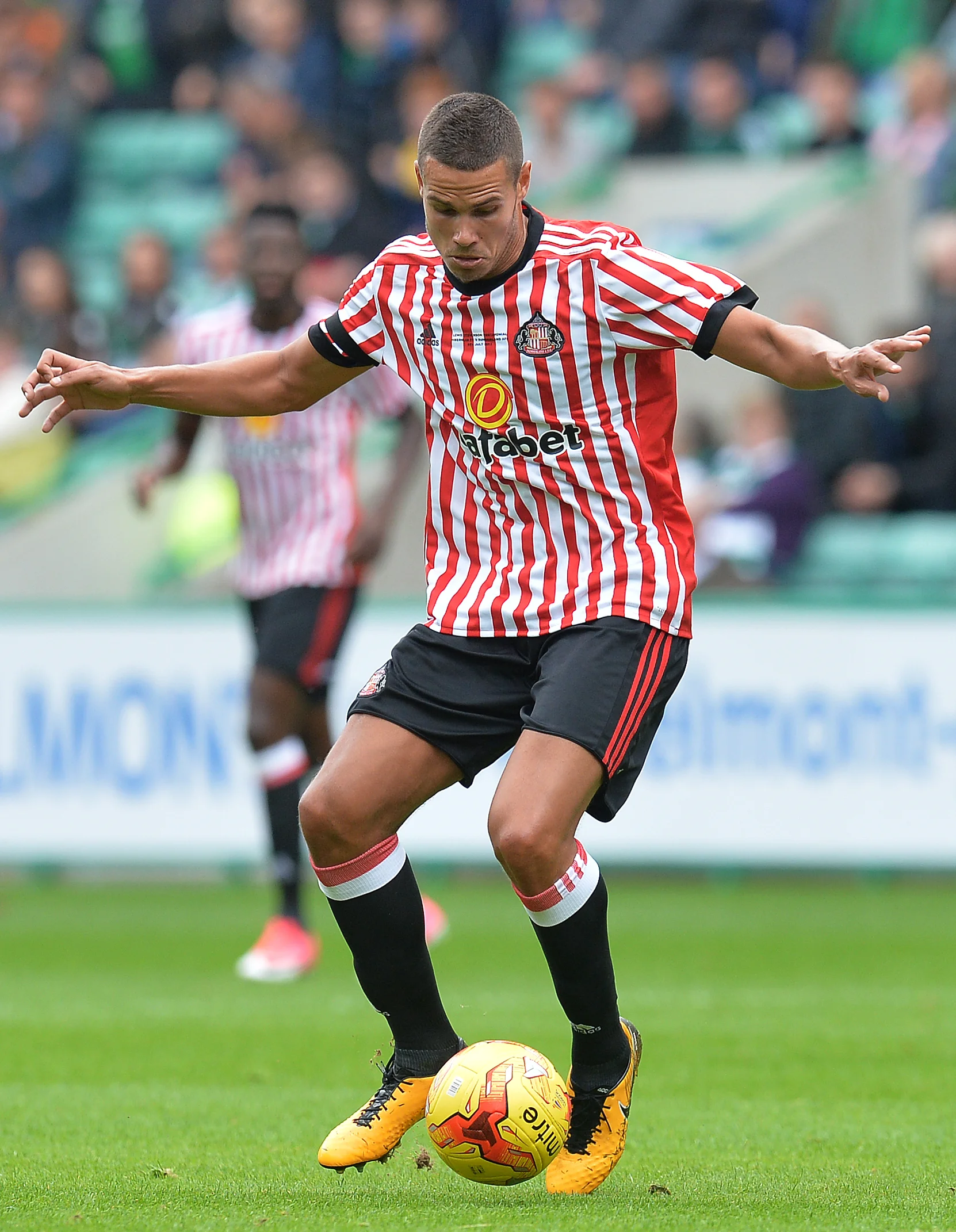Jack Rodwell har været udsat for et massivt pres af klub og tilhængere, fordi hans kontrakt med en årsløn på over 30 mio. kr. har tynget budgettet voldsomt. Foto: Getty Images