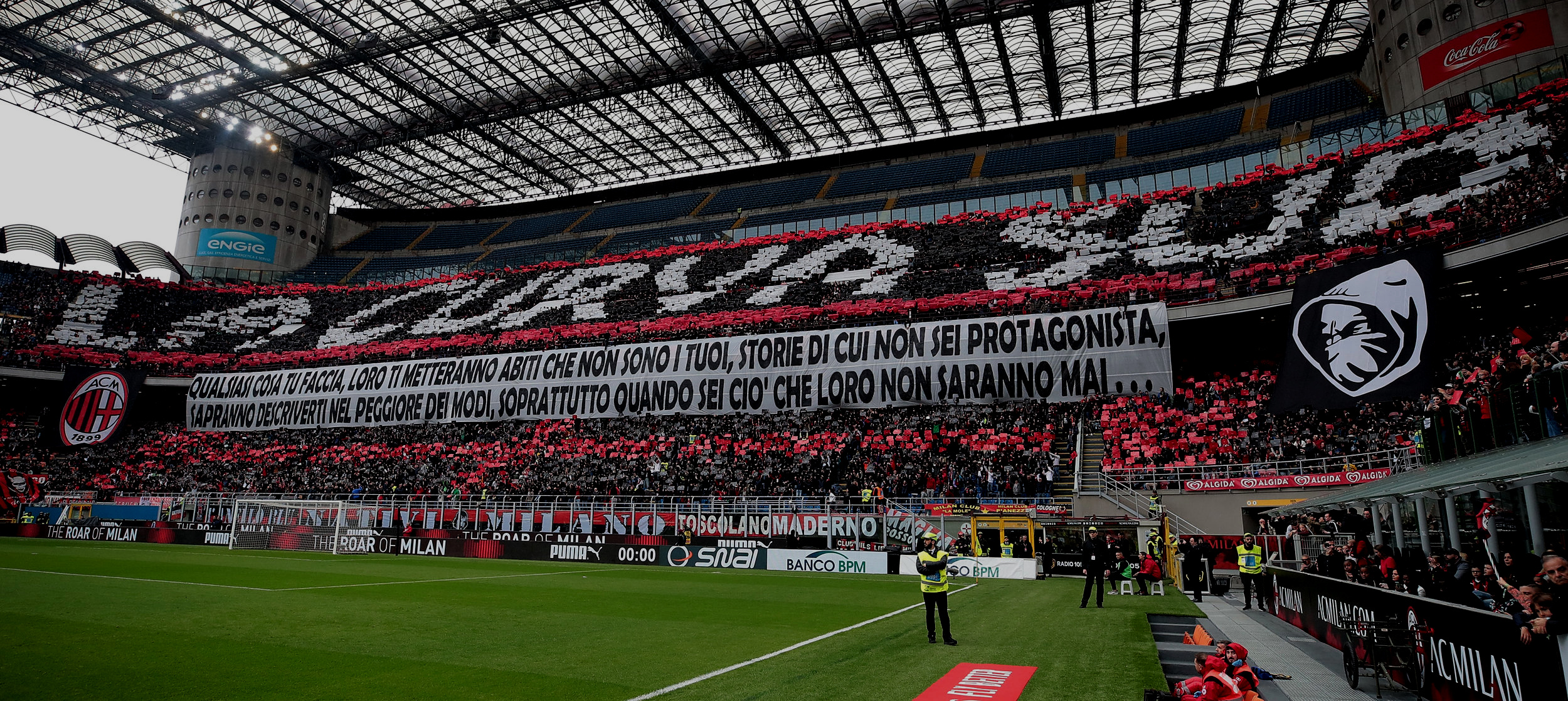  Inter/AC Milan: De to store Milano-klubber har slået pjalterne sammen i håbet om at få et nyt og moderne stadion til at spille deres hjemmekampe på. Selvom San Siro på mange måder emmer af fodboldhistorie, har det gamle fodboldkatedral set væsentlig