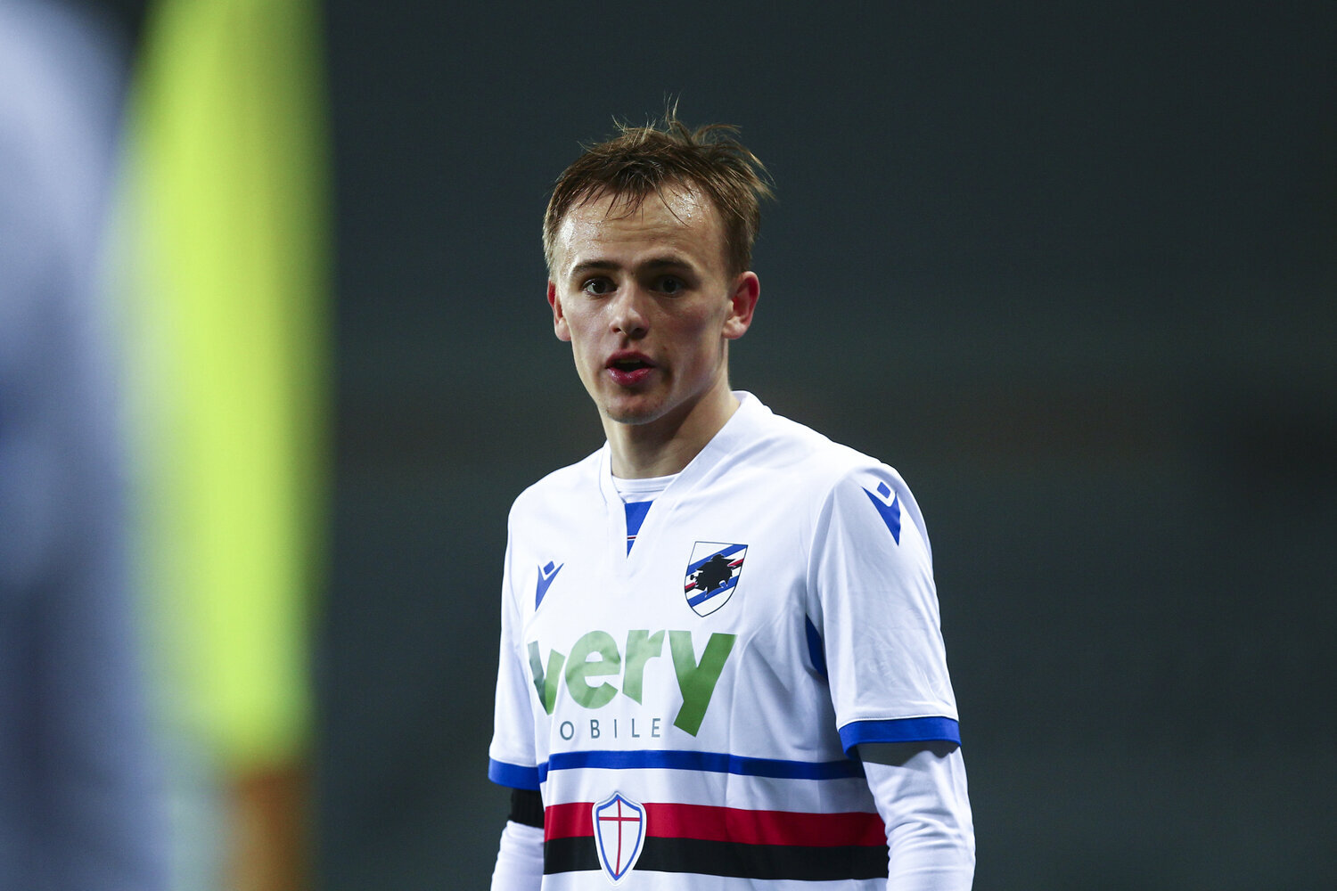 pics Mikkel Damsgaard Sampdoria https www mediano nu oversigt 2021 3 18 spiller til spiller har modbevist kritikerne derfor lykkes damsgaard i sampdoria