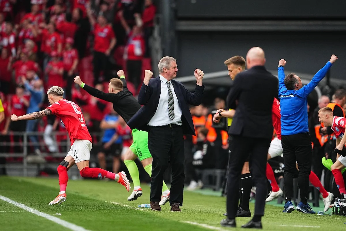 Pokal Special: Skal Kent have slipset frem igen?