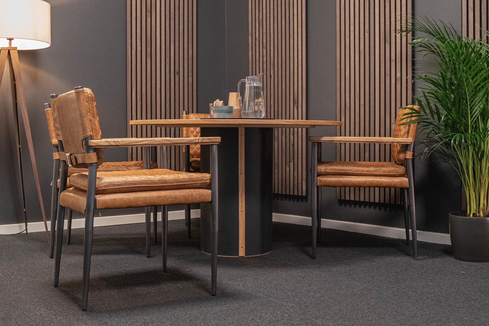 Mediano studie, kontor, PB.jpg