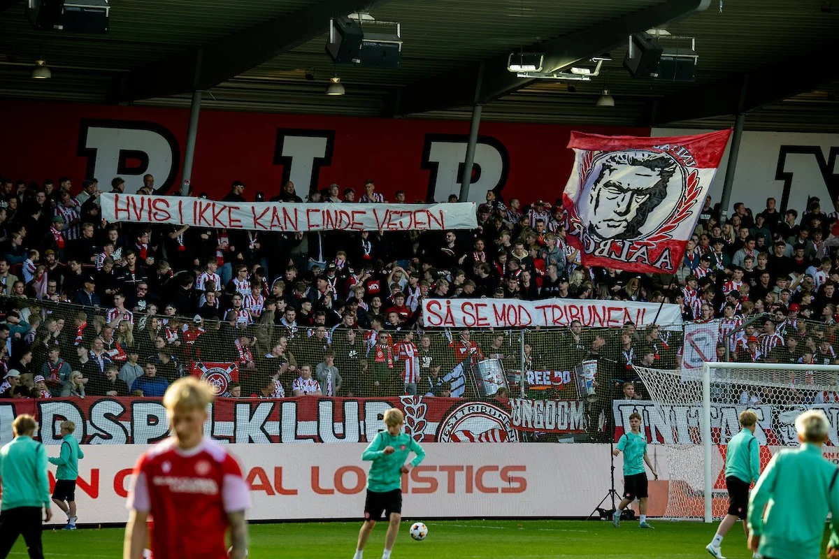 Klub Mediano - AaB Special: På randen af..