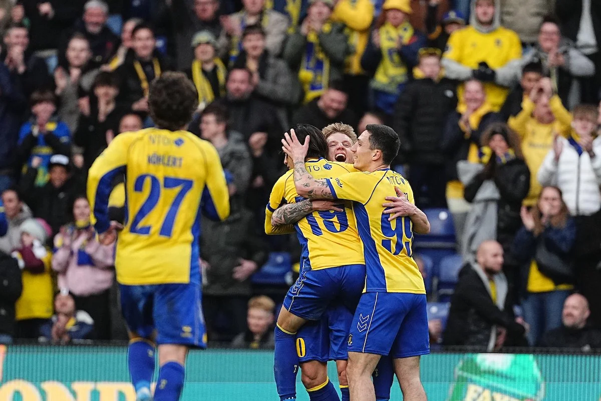 Superliga Special: Brøndby-Sønderjyske 6-0 - analyse ved Corlu og Brüchmann