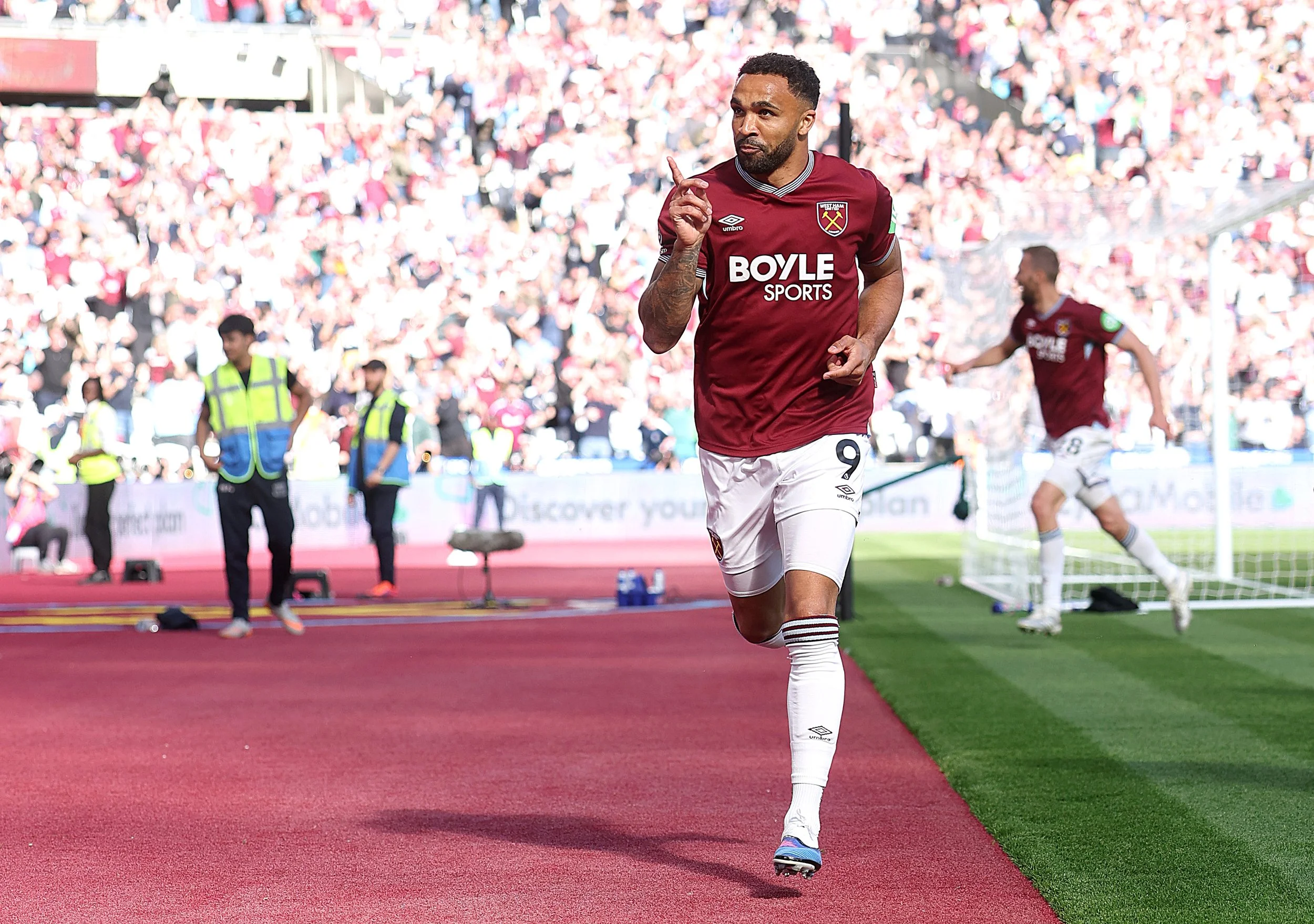 Mediano PL:  En halv, vild PL-runde og to tætte pokalsemifinaler