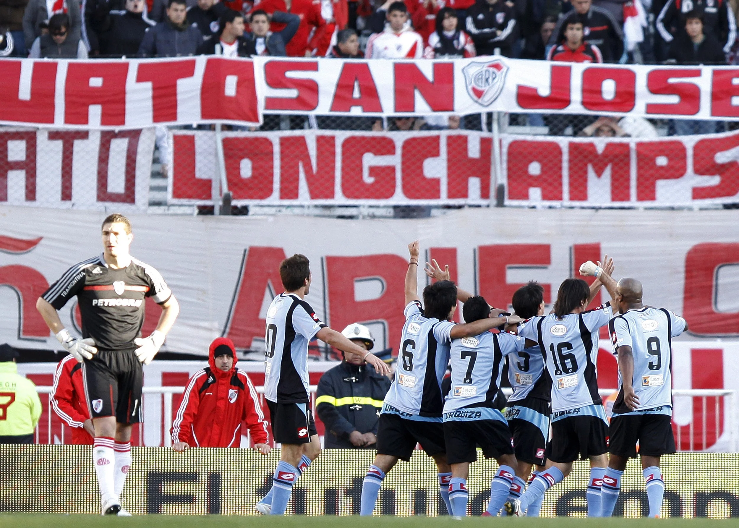 Fodbold var bedre i 90'erne #175: Millionærernes monumentale nedtur