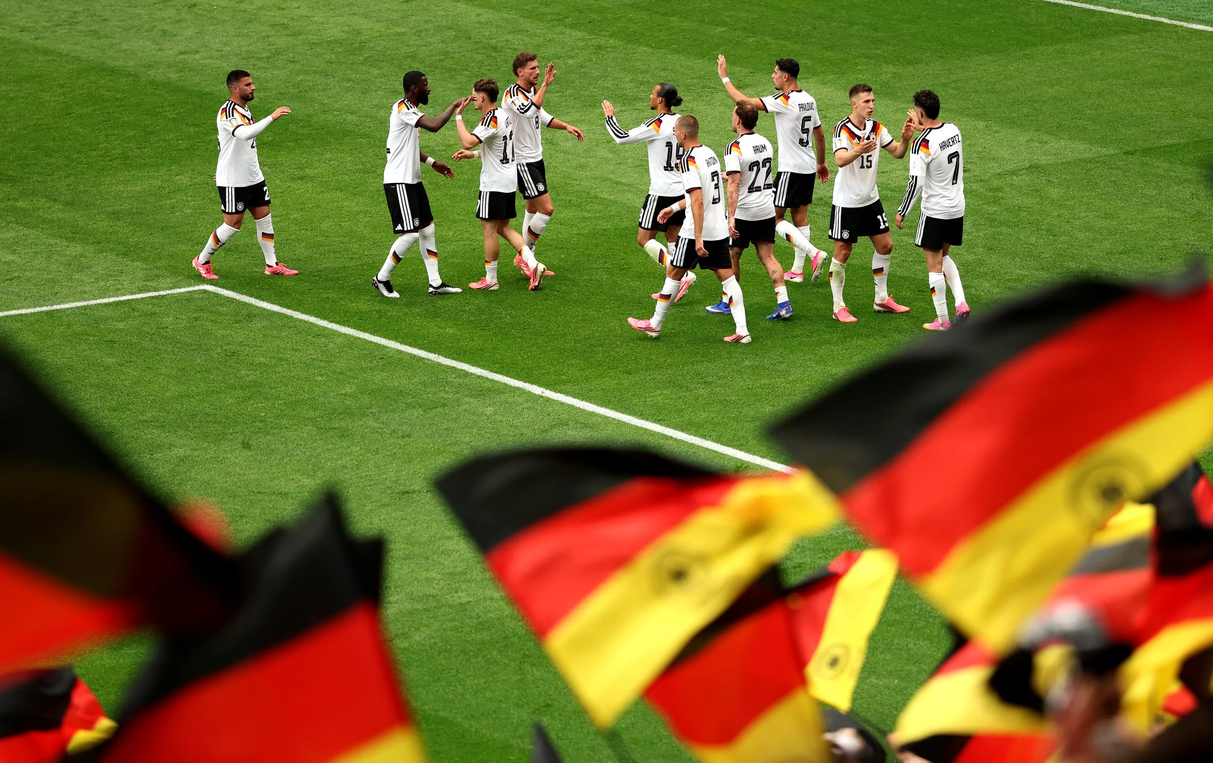 VM Showet #6: Tyske og svenske storsejre, 19 mål i alt - og i dag er det Spaniens tur