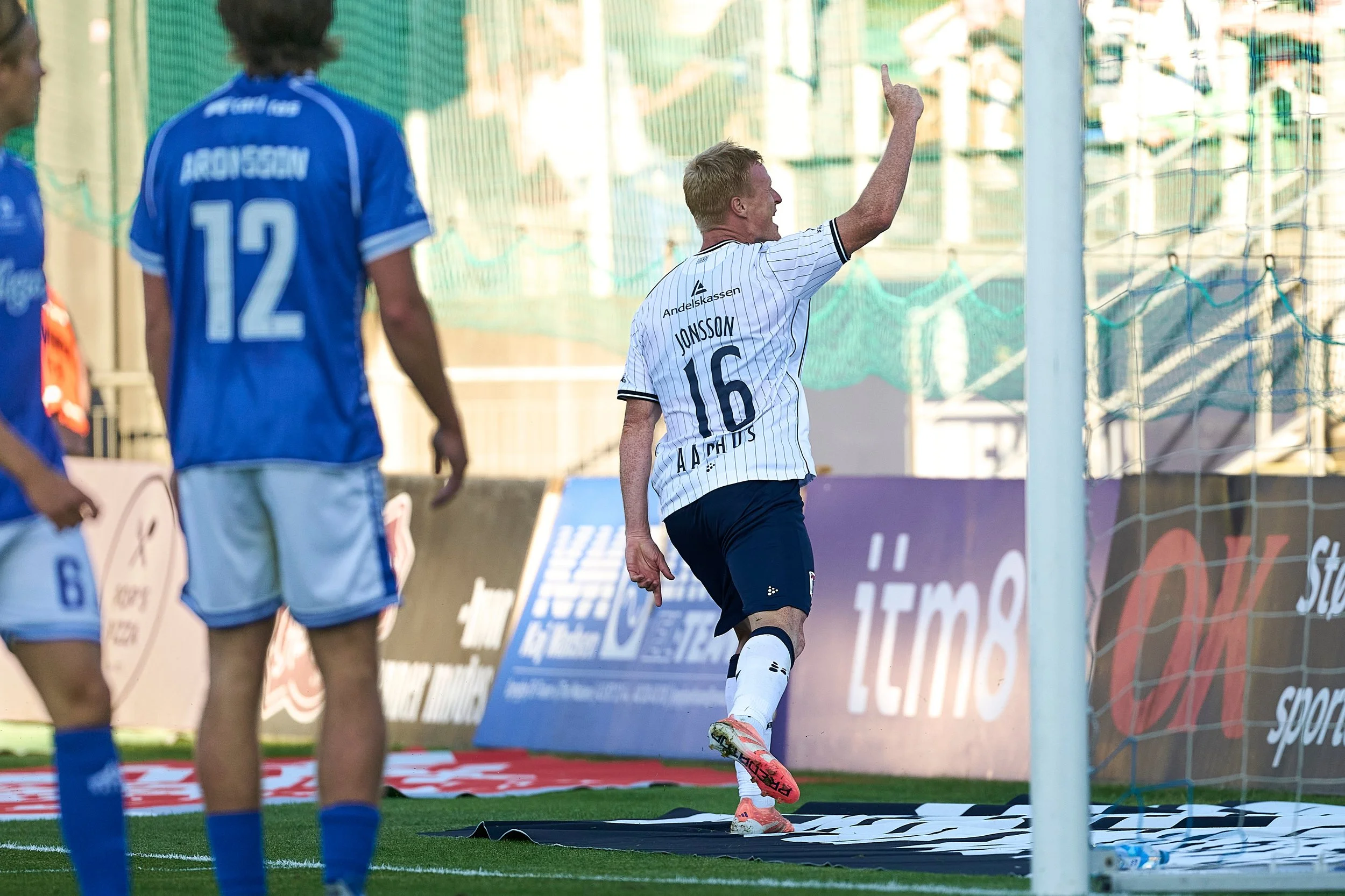 Superliga Special: AGF overgiver sig aldrig - fik heldigt point i Lyngby