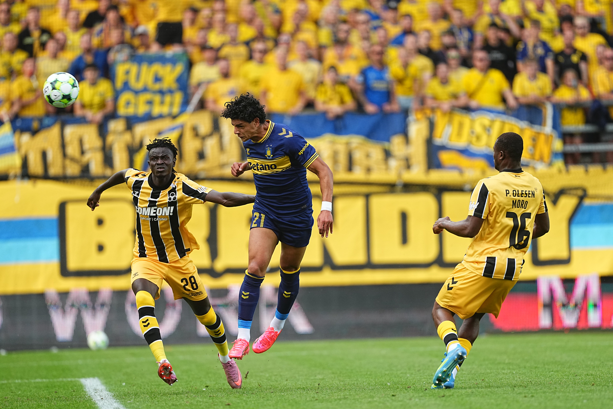 Mediano Superliga #3: Brøndby til tops. Sønderjyske på tavlen og historien om Magnus Jensen