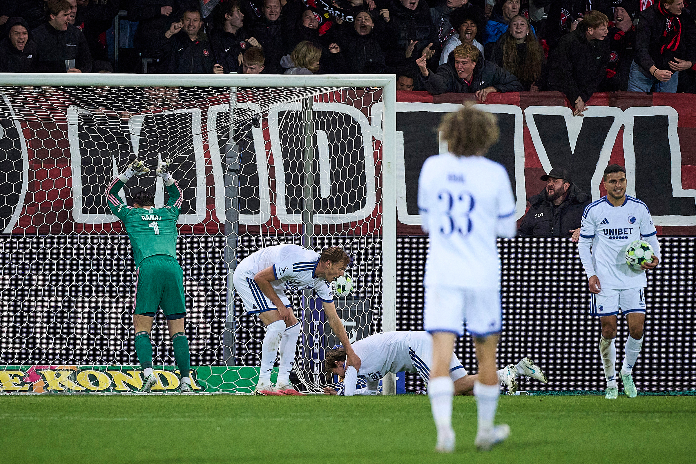 Mediano Superliga #10:  Ramaj-kiks i topkamp, storsejr til Brøndby og klar til bundgys i Aarhus