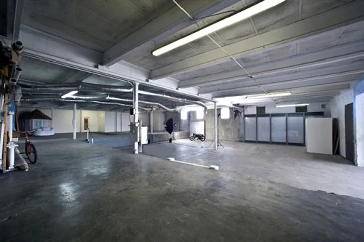 Industrial-Studio-03.jpg