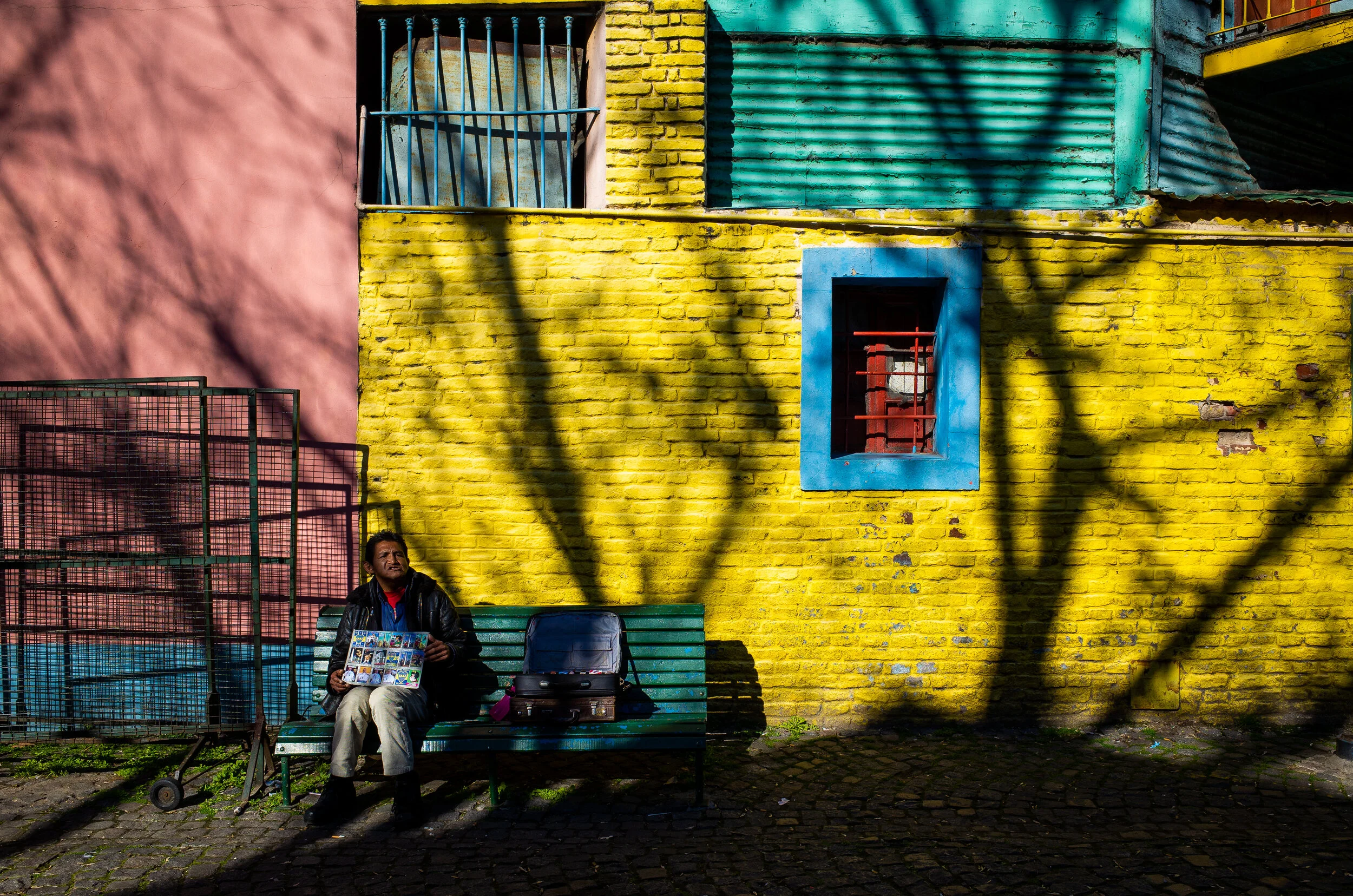 Colores, sombra, y vida / 色彩、影、それと人生