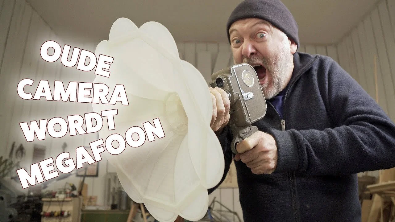 Oude camera wordt megafoon