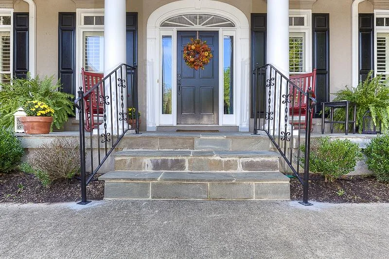 wrought iron stair railing