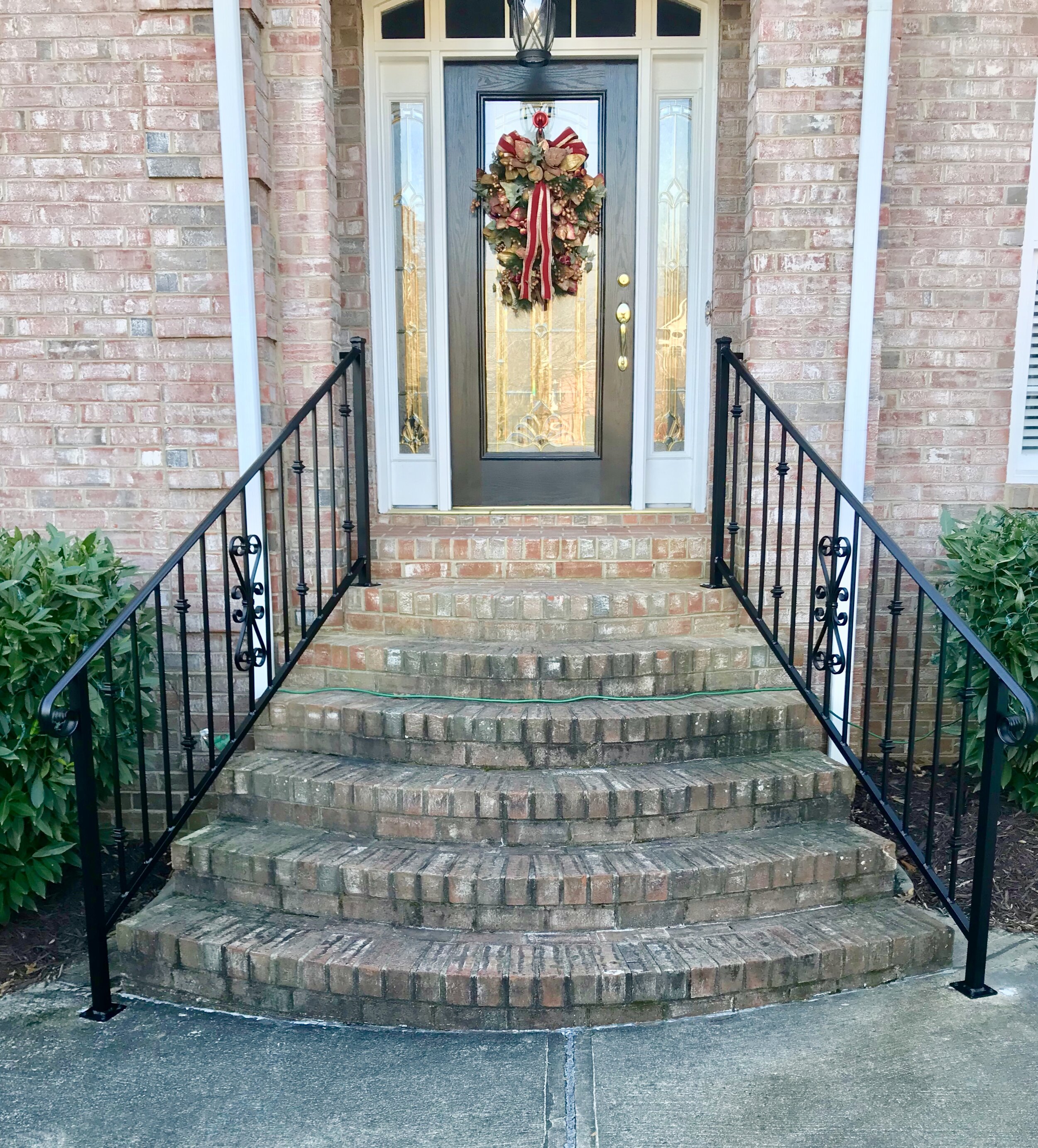 wrought iron stair railing