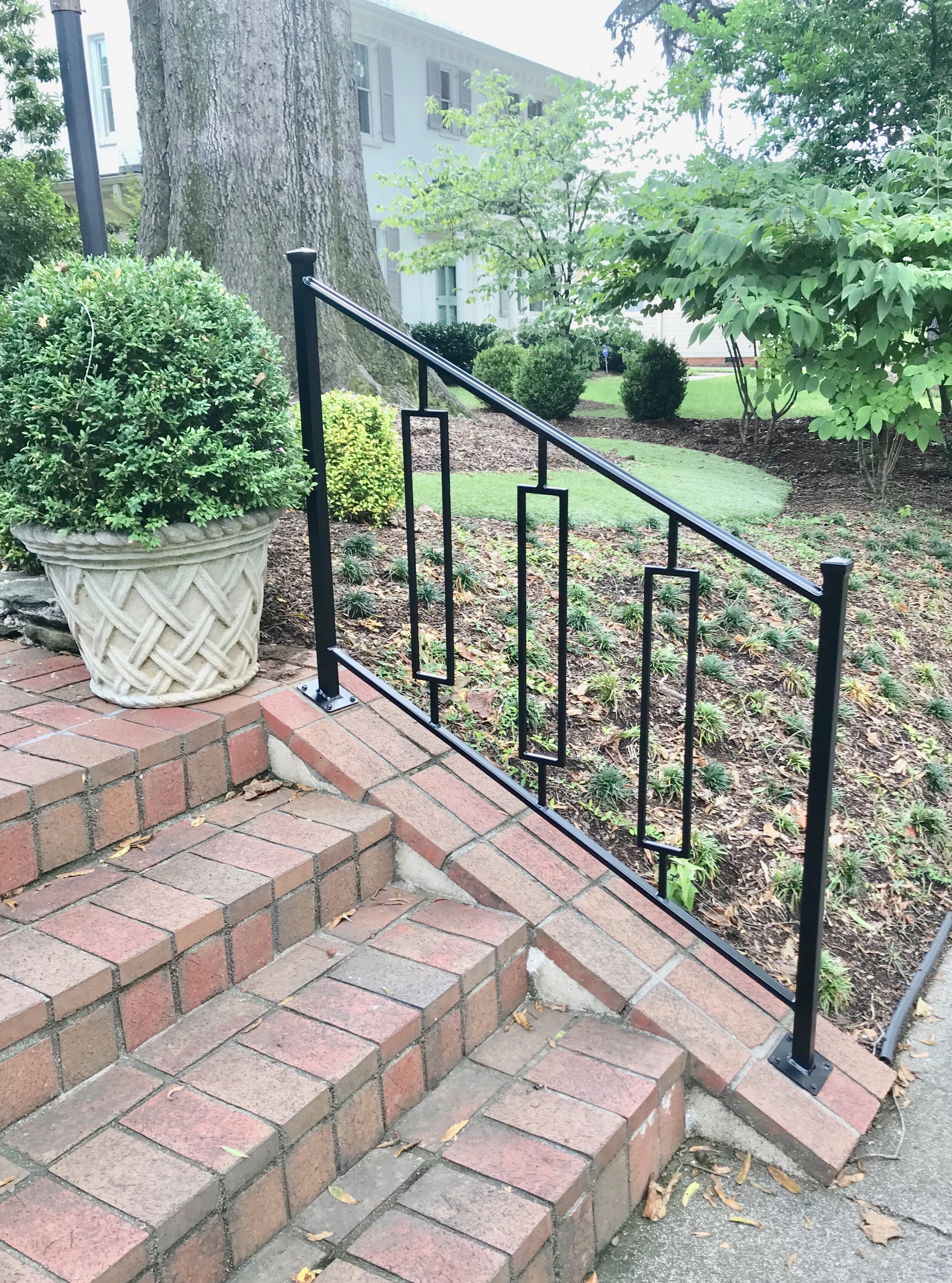 wrought iron stair railing