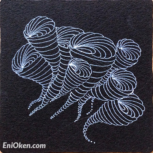 Learn how to shade black Zentangle® tiles • enioken.com