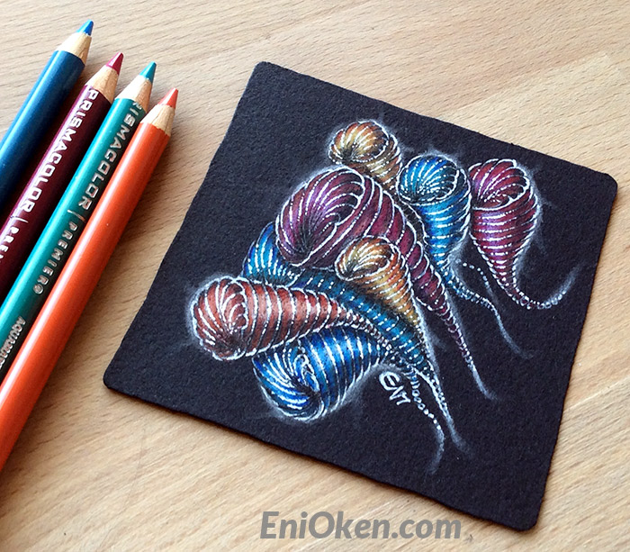 Learn how to shade black Zentangle® tiles • enioken.com