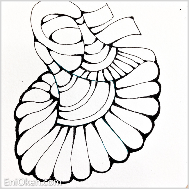 Shading Zentangle with a 6B pencil is fun! • enioken.com