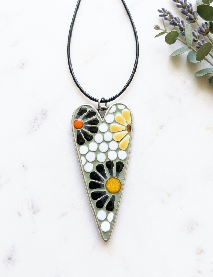 Floral Heart white.png