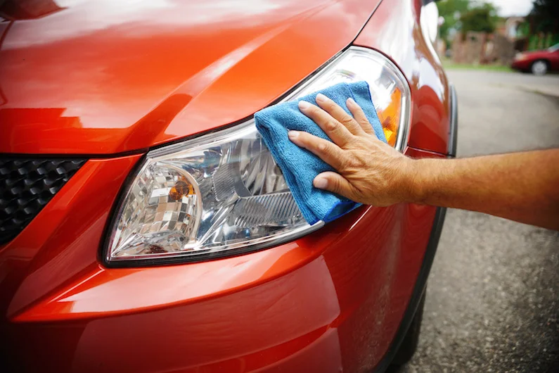faded-headlights-causes.jpg