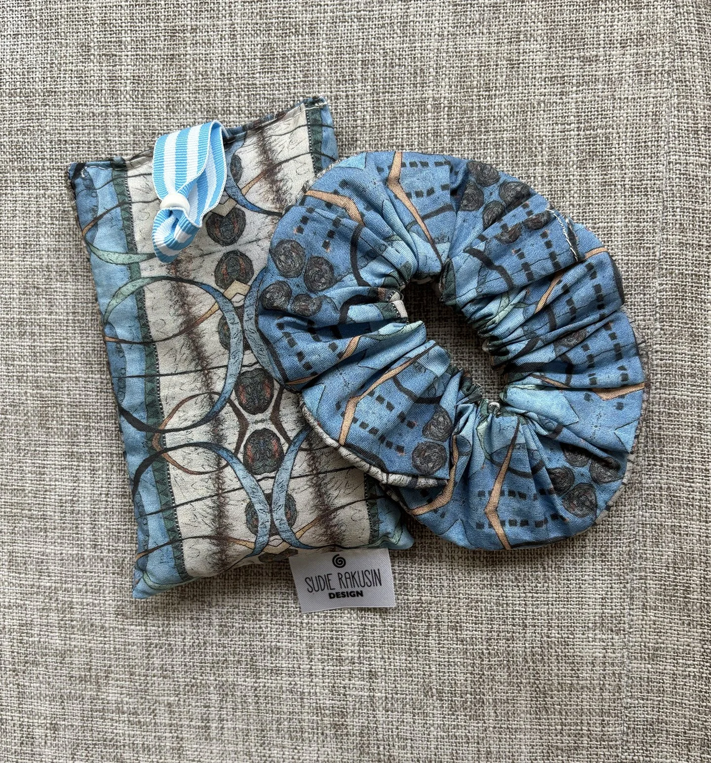 UNRAVELING Scrunchie-Sachet Set-LR.jpg