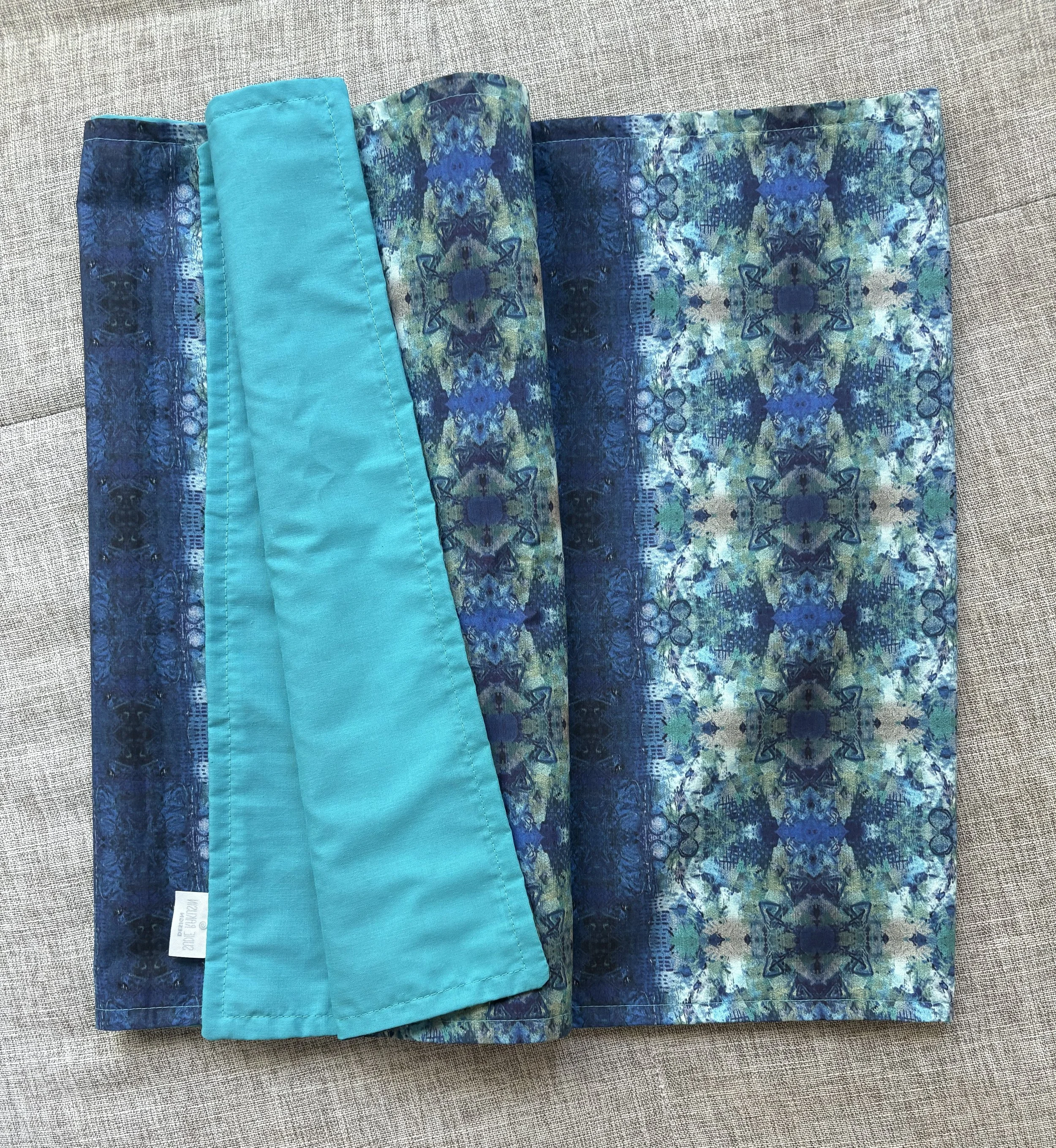 RUNNER - Folded to show back.jpg