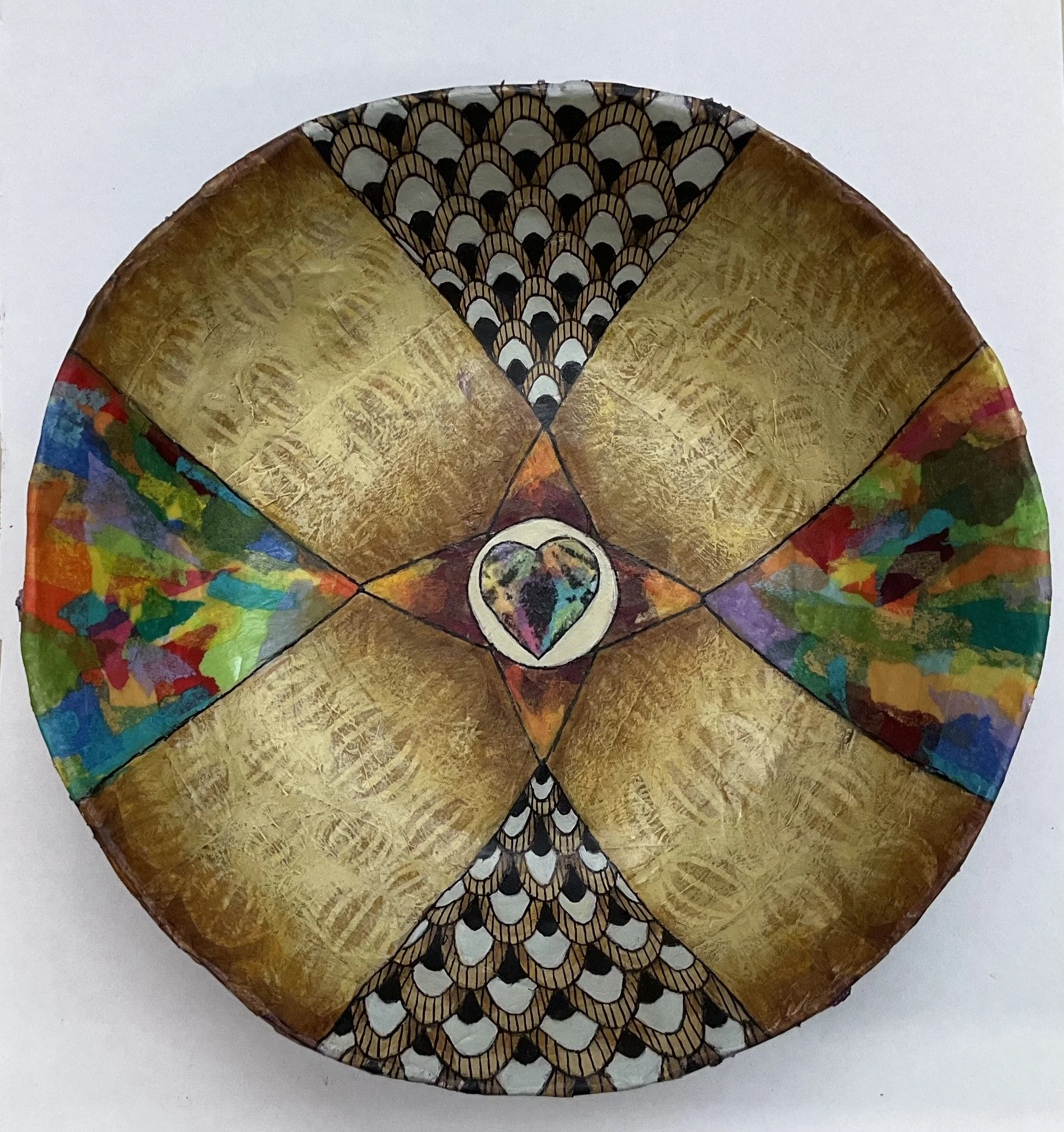 PAINTED HEART BOWL No 5_inside.jpeg