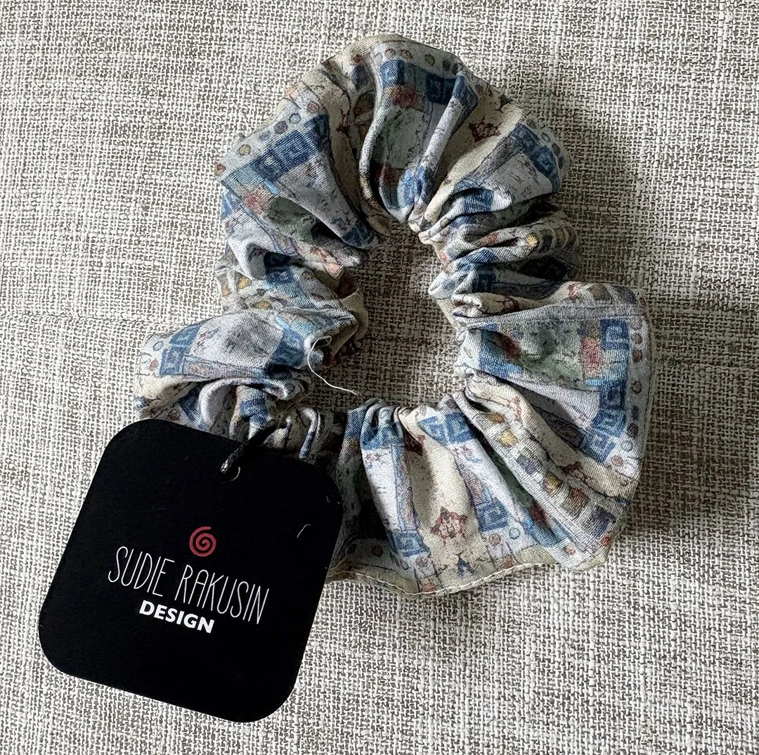 SCRUNCHIE- JITTERBUG-LR.jpg