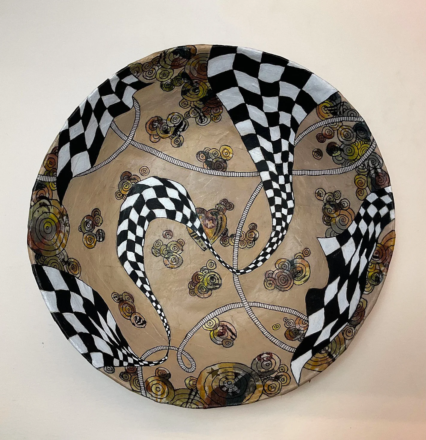 PAINTED HEART BOWL No 15_inside.jpg