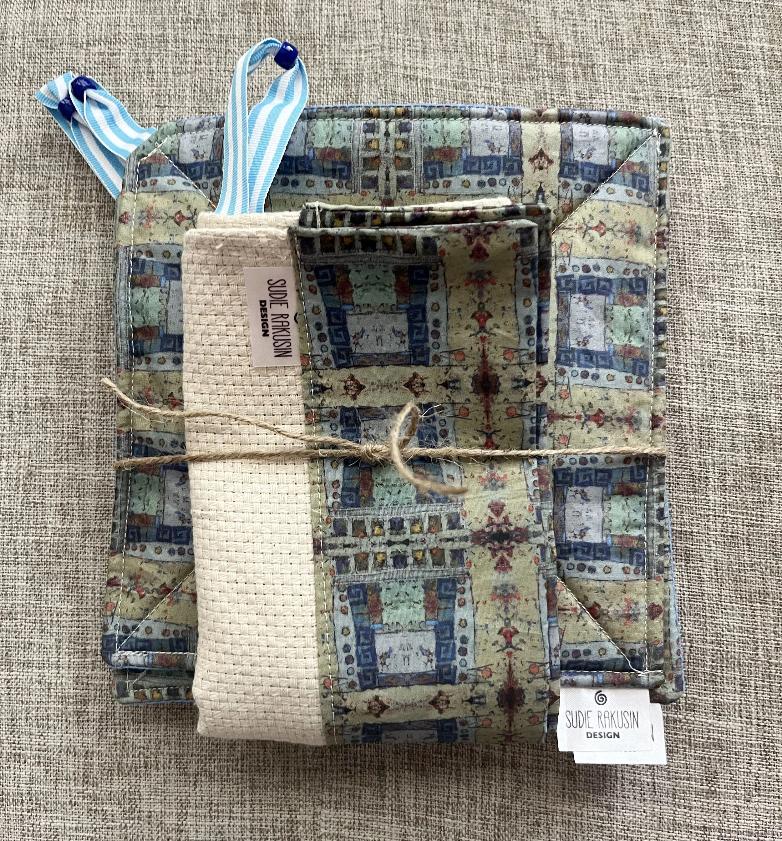 Kitchen Towel and Potholder Set