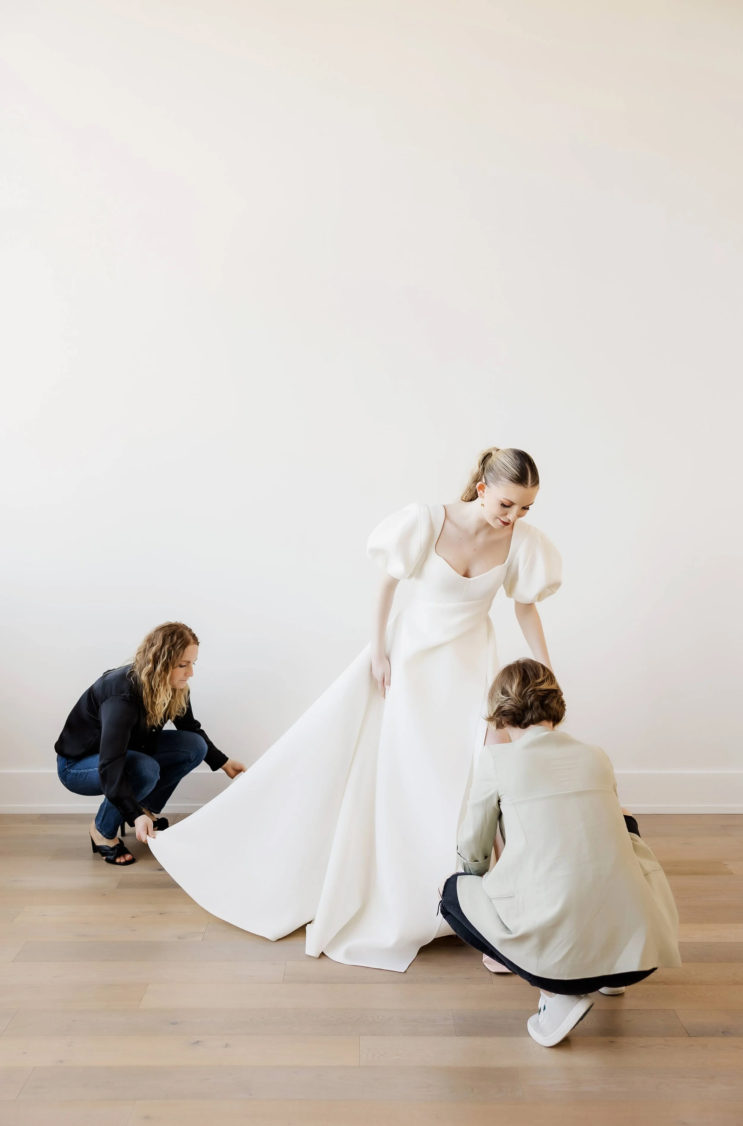The-Modern-Bride-Lookbook-2022-Sandra-Monaco-Photography-4.jpg