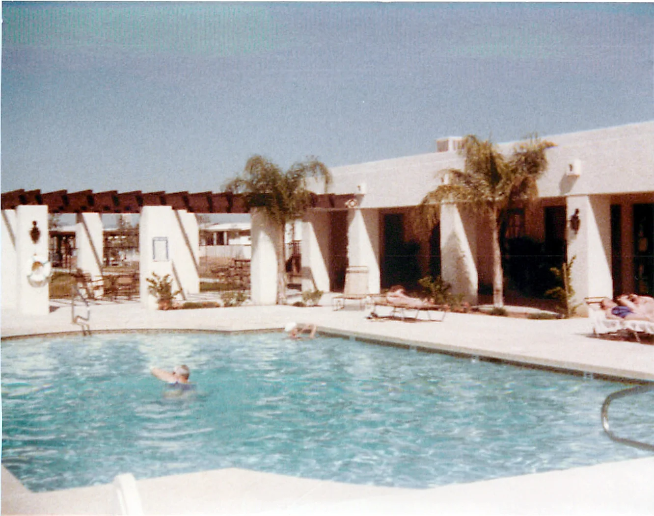 S1-1985-01-041.jpg