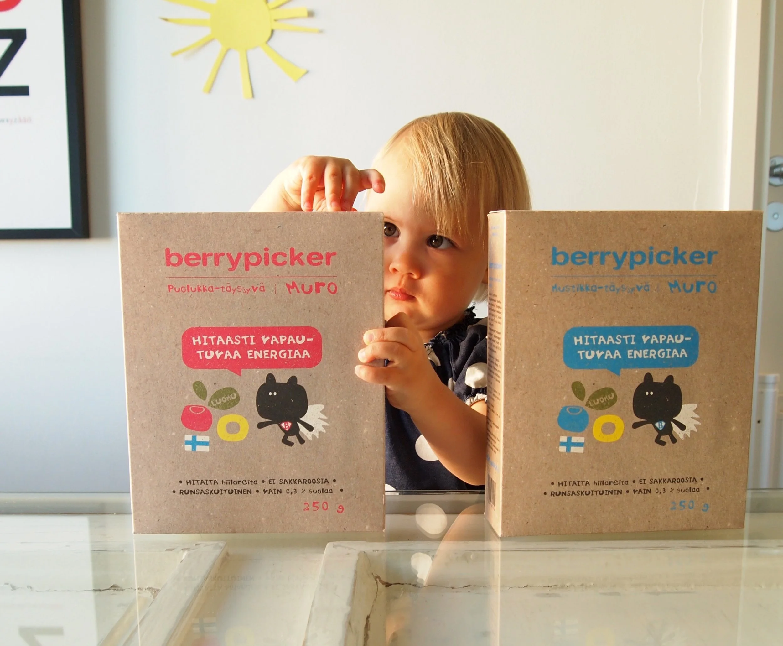 "Mutsi, tuo sakset!"