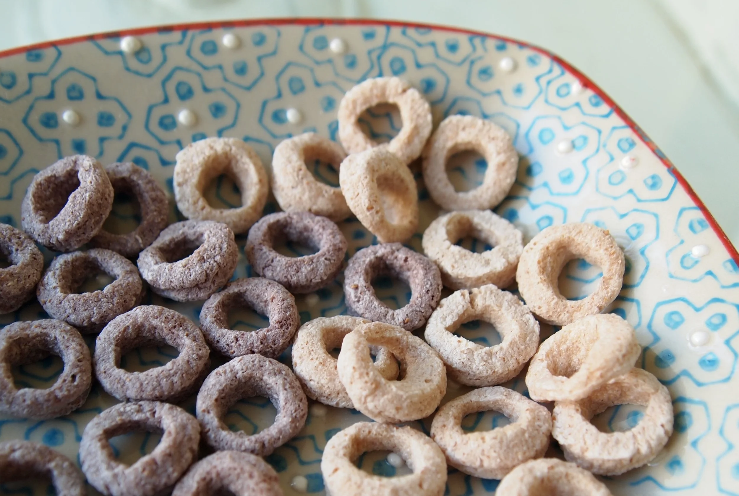 Musti- ja puolukoita :D