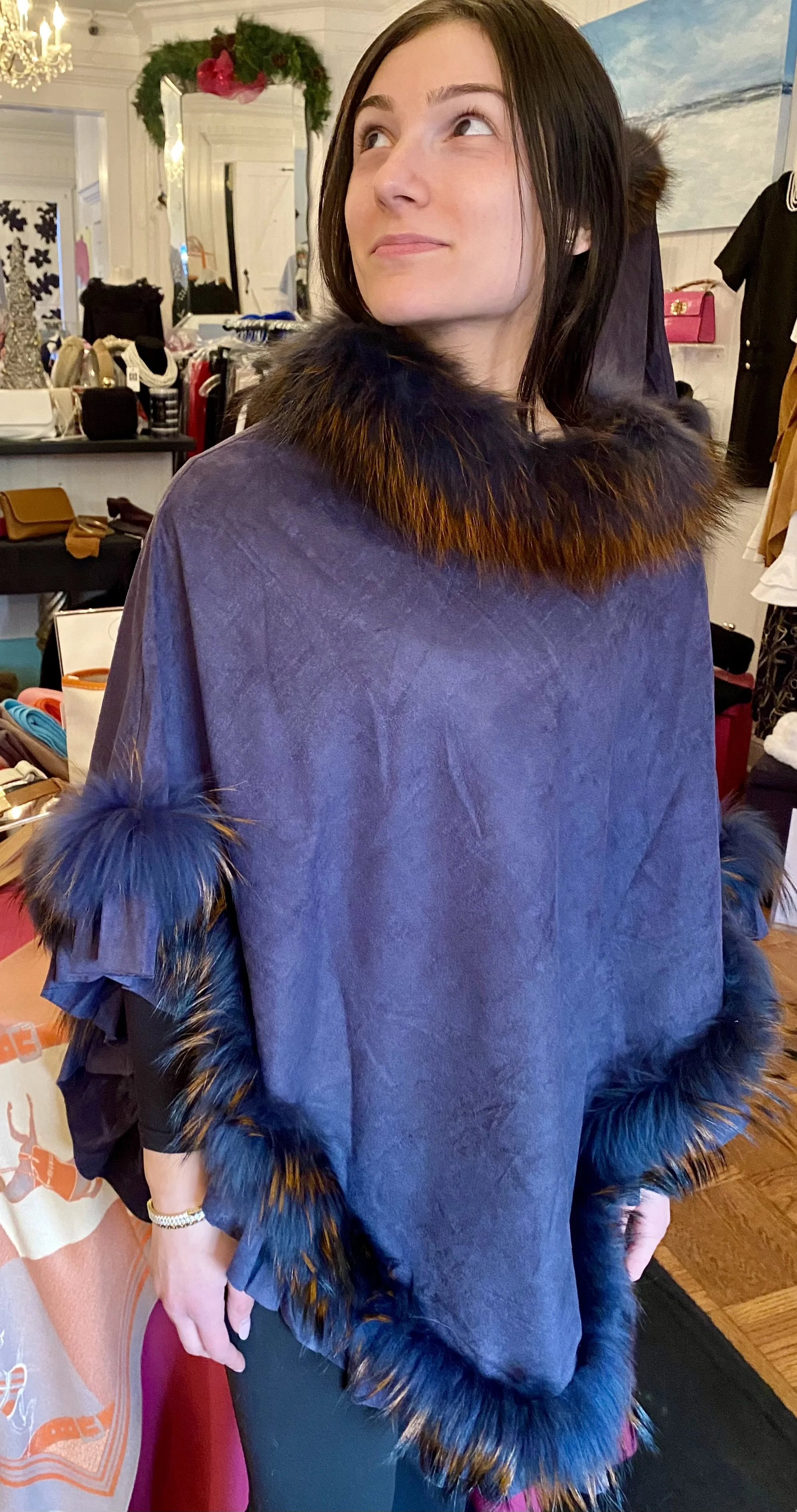 Pic of BLU suede fox trim.jpg