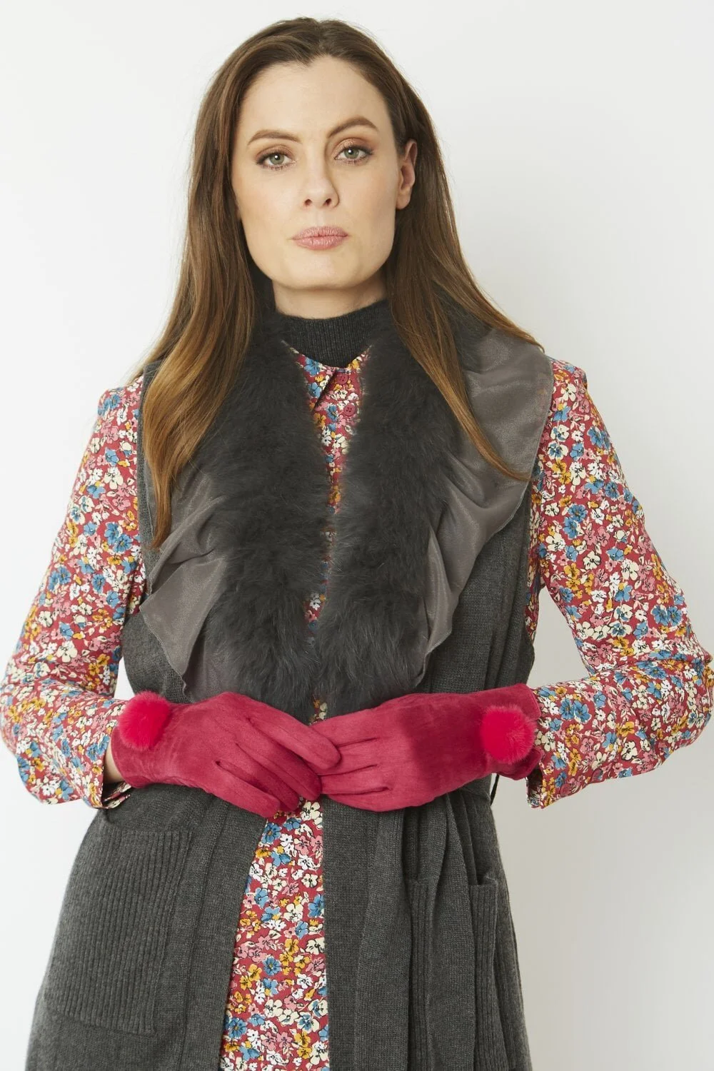 faux-suede-gloves-with-faux-fur-pom-p1424-36117_cerisepink2.jpg