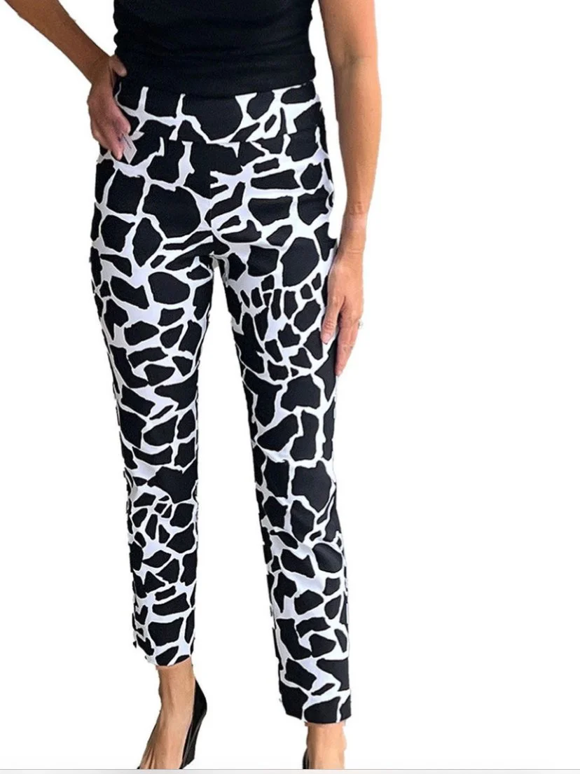 Rock print pant  black_white.jpg