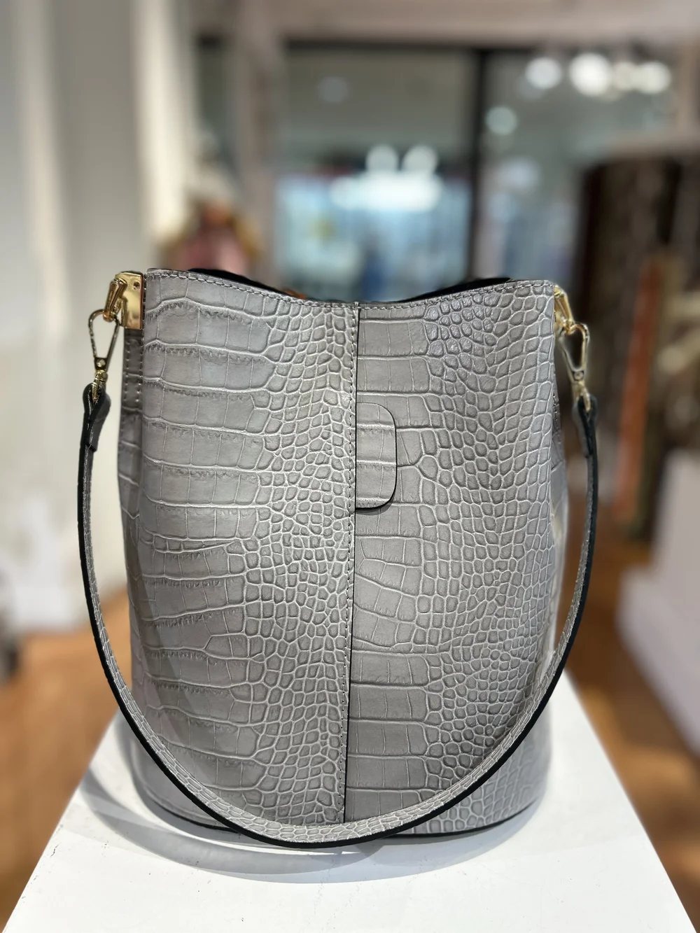 Pinky of Greenwich-Handbags & Clutches display picture 3