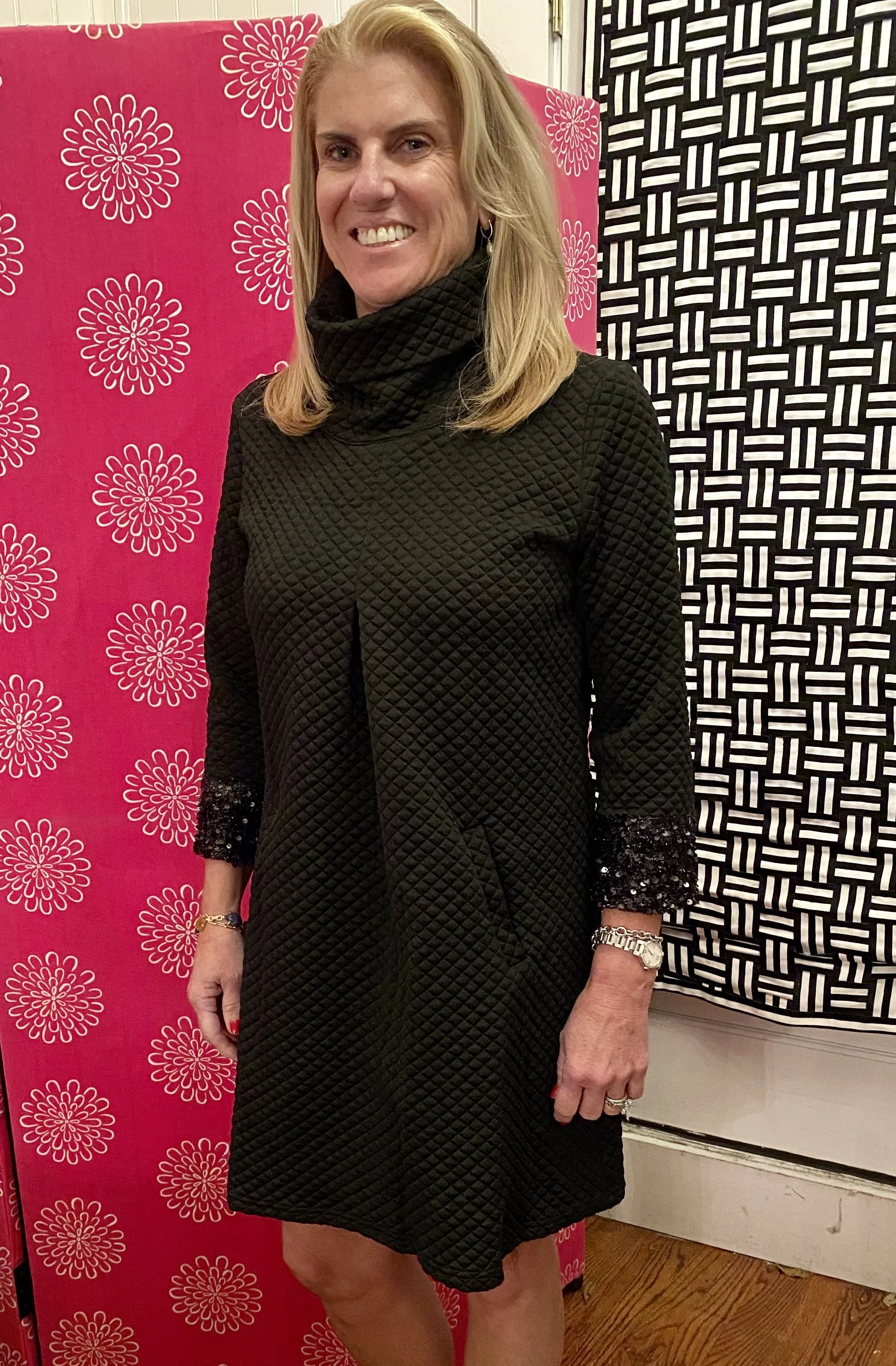 Black quilted inverted pleat with sequin trim .jpg