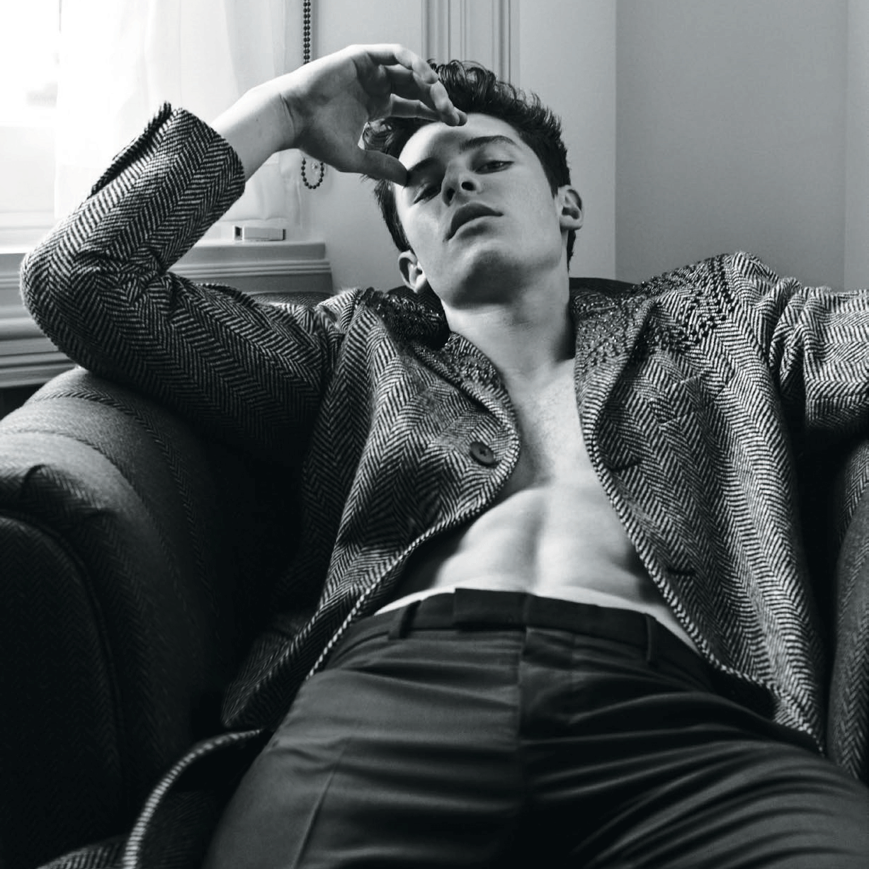 SHAWN MENDES