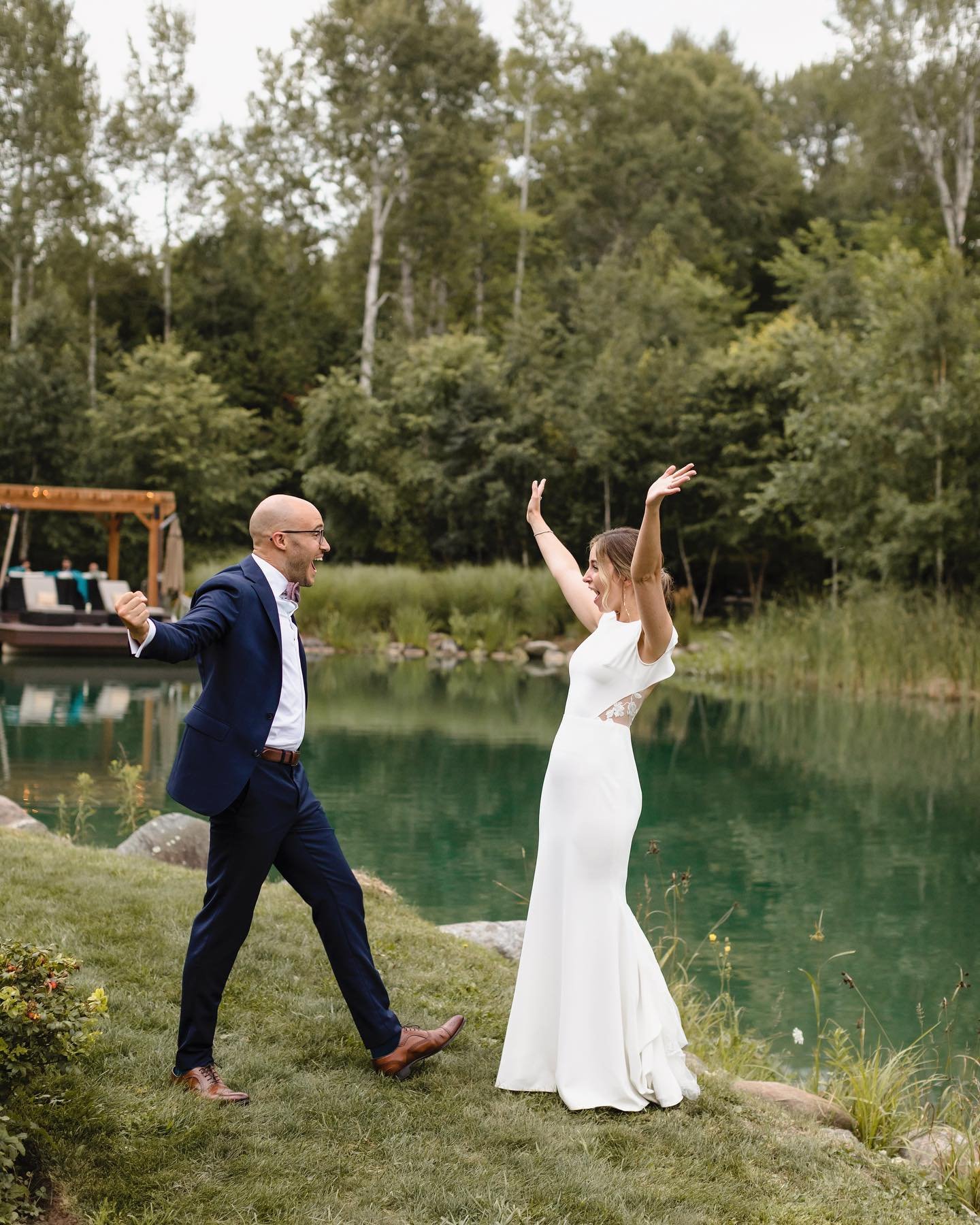 A beautiful day in August with Sarah &amp; Mike ✨ 
Ps. You can find me on my @kaylaroccaphoto account these days 🌞