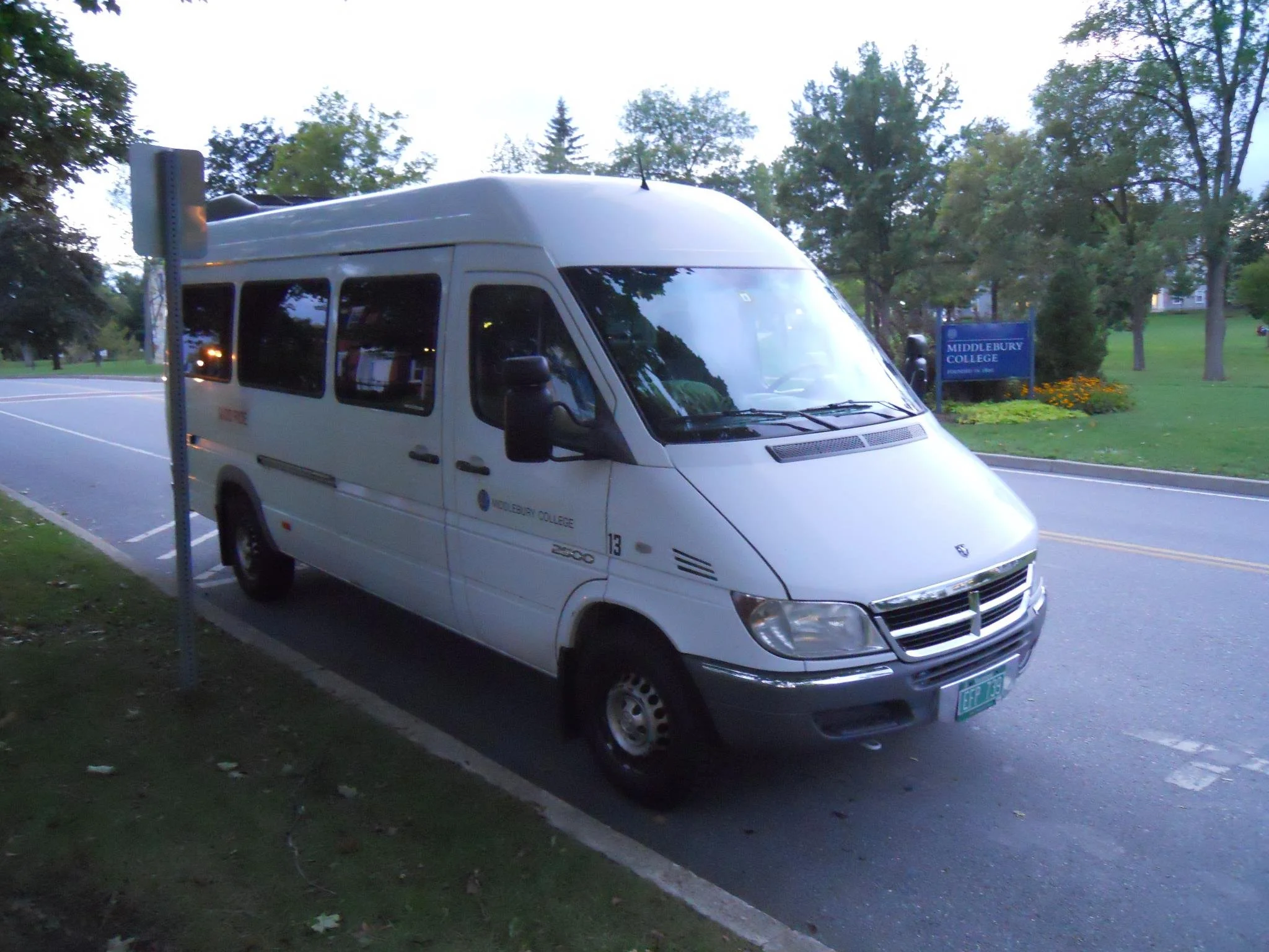 Midd van.jpg