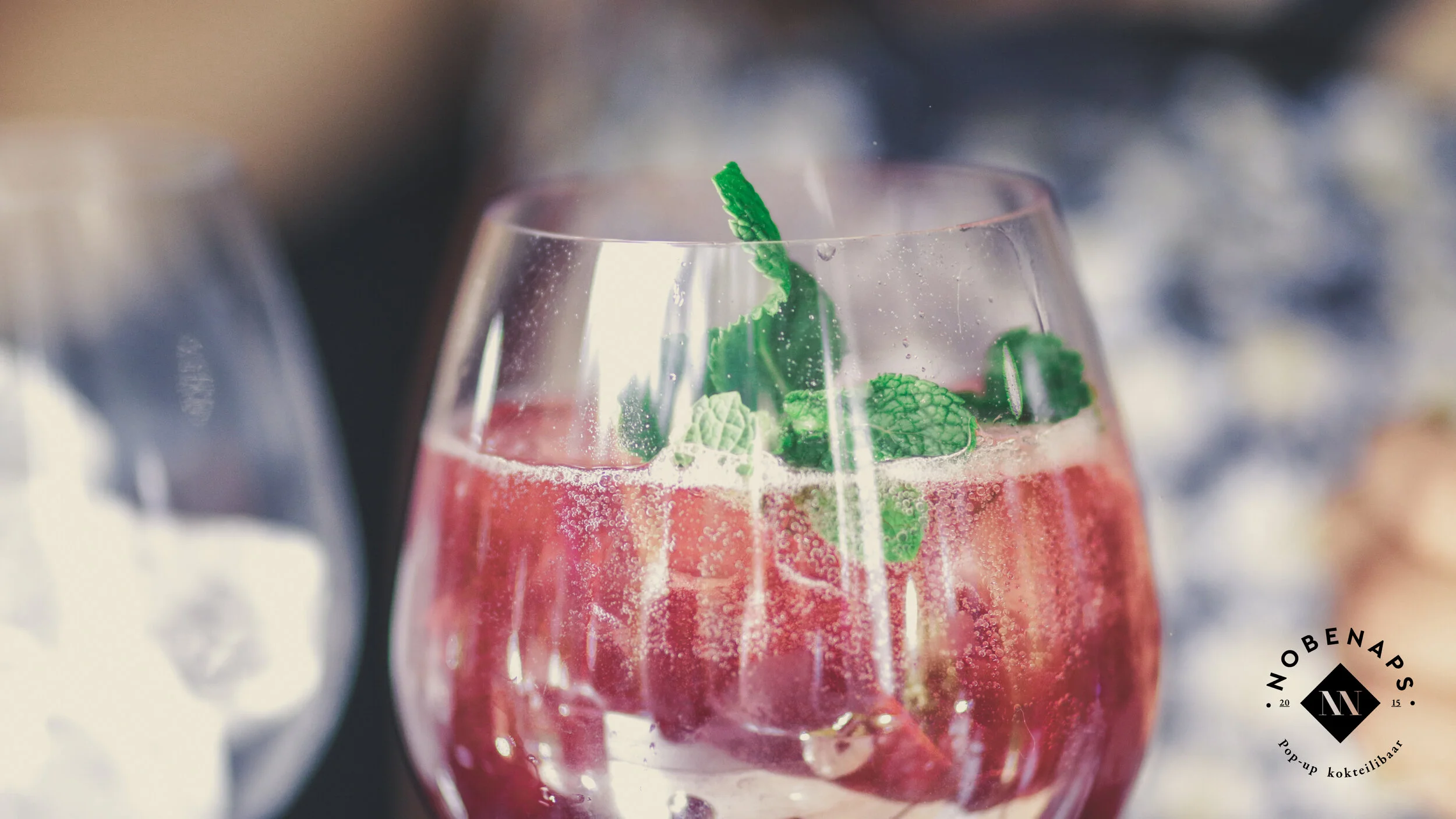 photos of Nobenaps' pop-up bar @ Intsikurmu