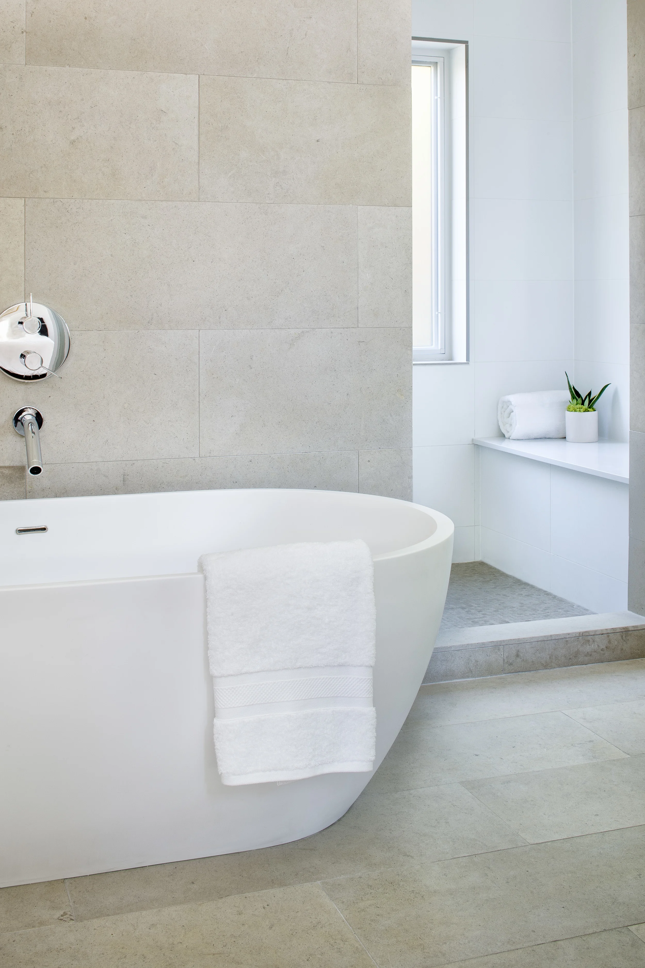 Master Bath Lueders Limestone