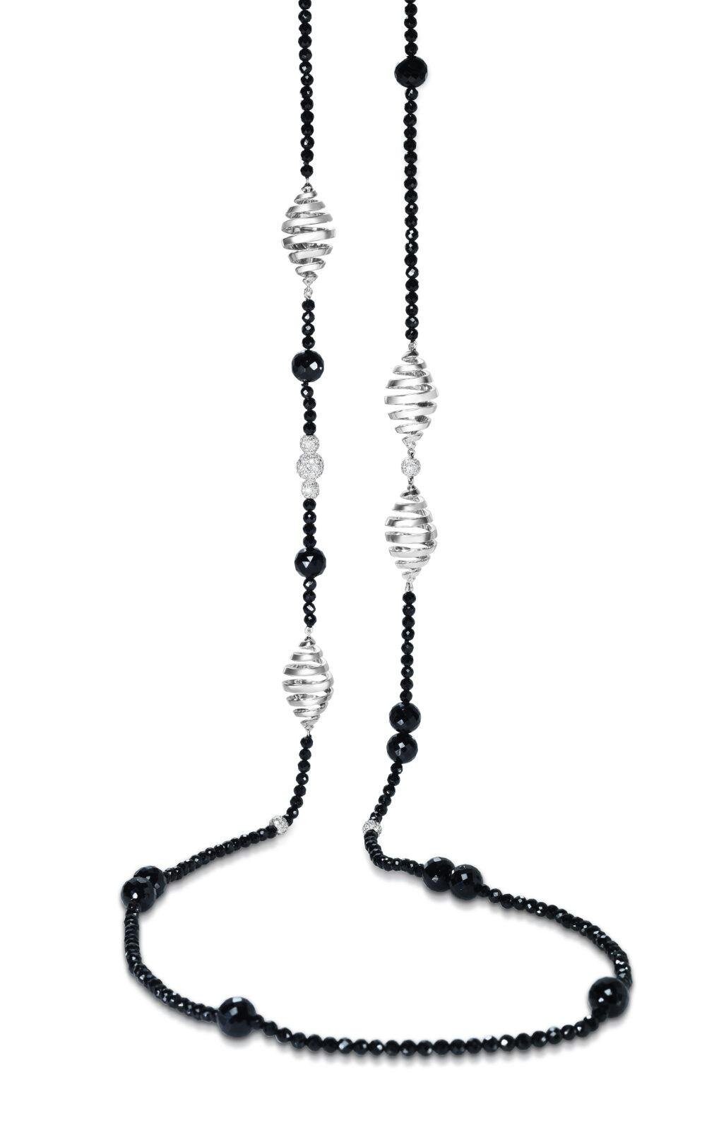 BLACK SPINEL AND WHITE DIAMOND LES BOULES CHAIN