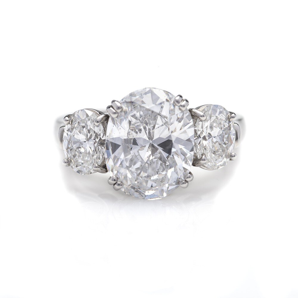 OVAL DIAMOND 3 STONE RING 4.03CT