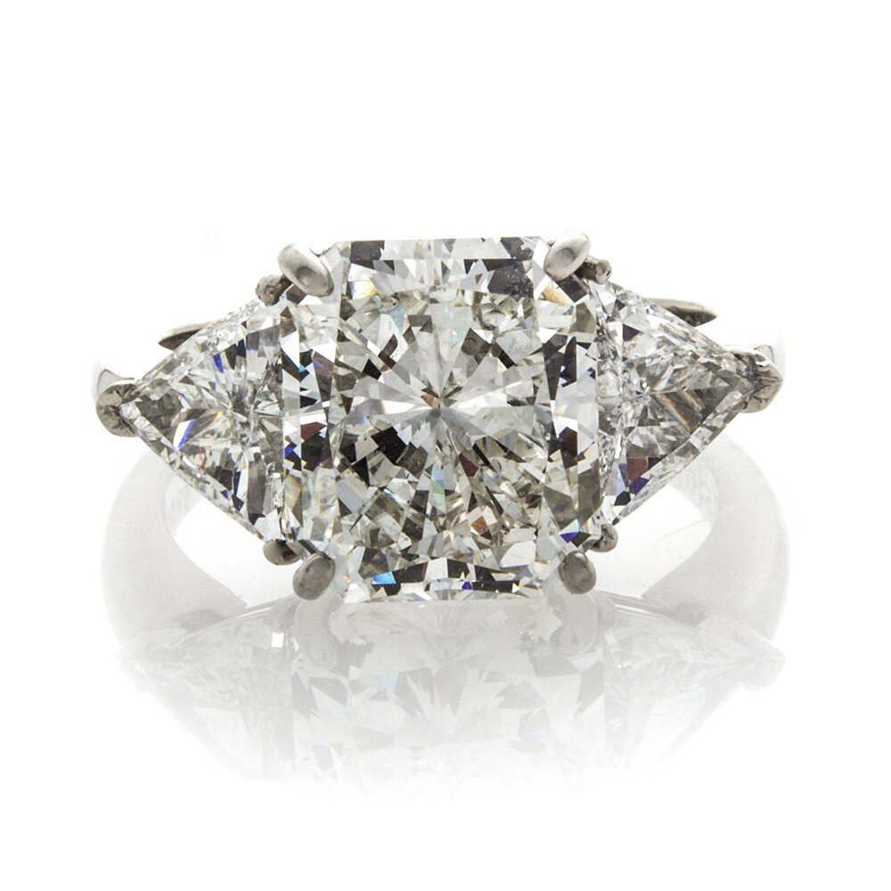 RADIANT CUT 3 STONE RING 5.08CT